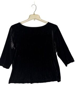 Black Velvet 3/4 Sleeves Top Size M
